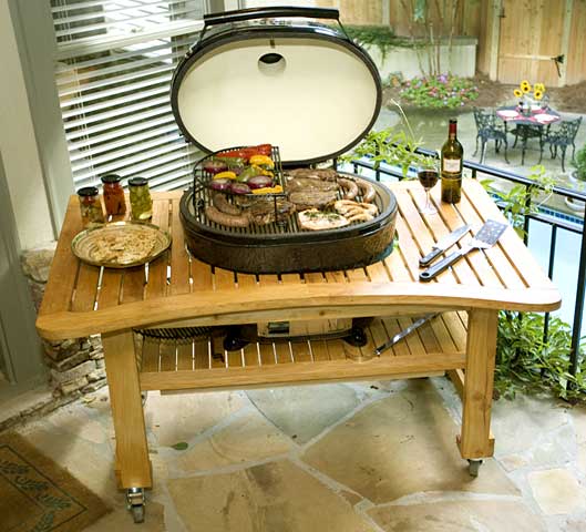 Primo Teak Table Big Picture
